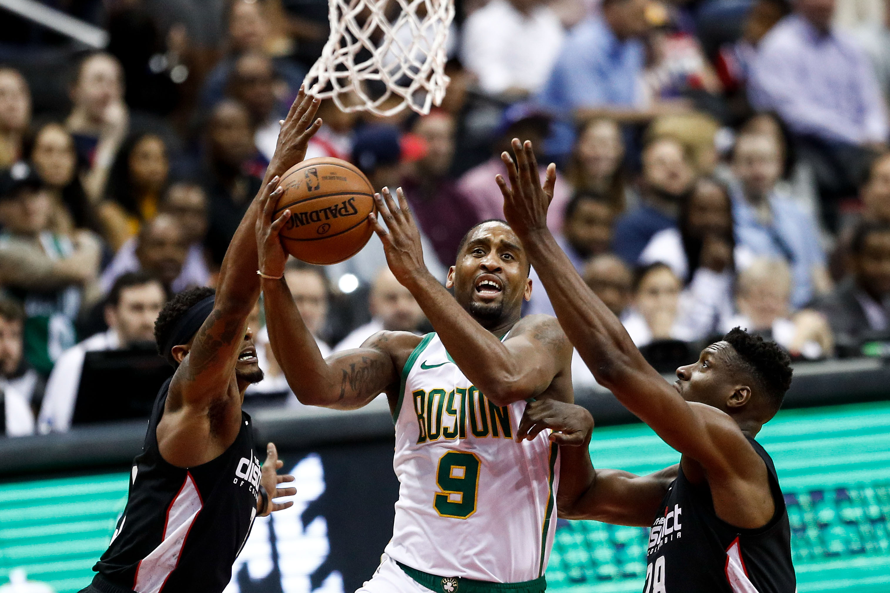 打破勇士在 打破勇士在