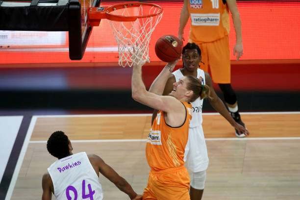 轻松得分 轻松得分