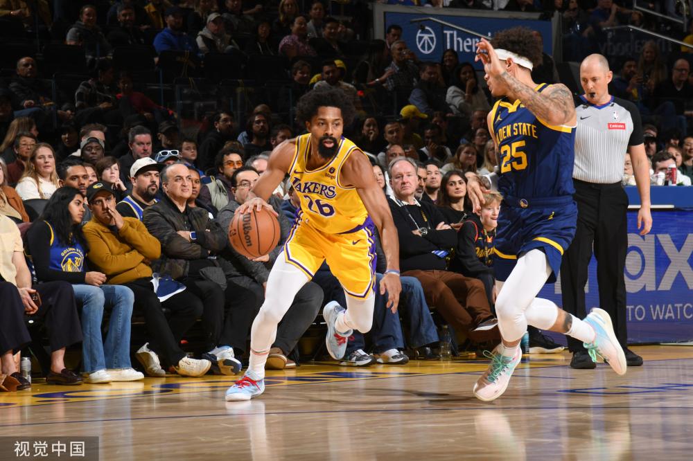 防守反击 防守反击